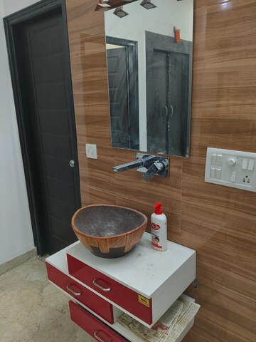 Furnished Amenities in 3 BHK Builder Floor at Sahastradhara Road – for Rent