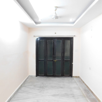 Room in 3 BHK Builder Floor at Kondapur – for Rent
