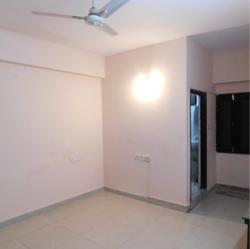 Room in 3 BHK Builder Floor at Kondapur – for Rent