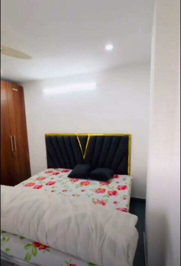 Bedroom in 1 BHK Builder Floor at Sector 15 – for Rent