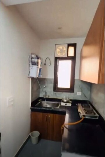 Kitchen in 1 BHK Builder Floor at Sector 15 – for Rent