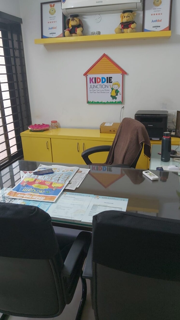 Team Area, saket nagar Commercial Office Space 2000 Sq.Ft. In Saket Nagar Indore 8973338