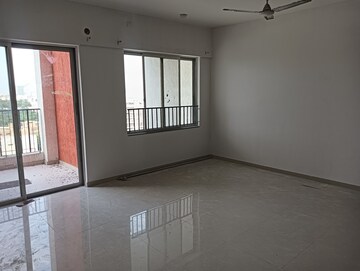 Room in 2 BHK Apartment at Godrej Elements, Hinjewadi – for Rent