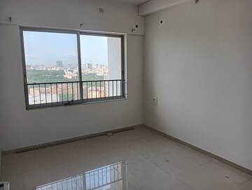 Room in 2 BHK Apartment at Godrej Elements, Hinjewadi – for Rent