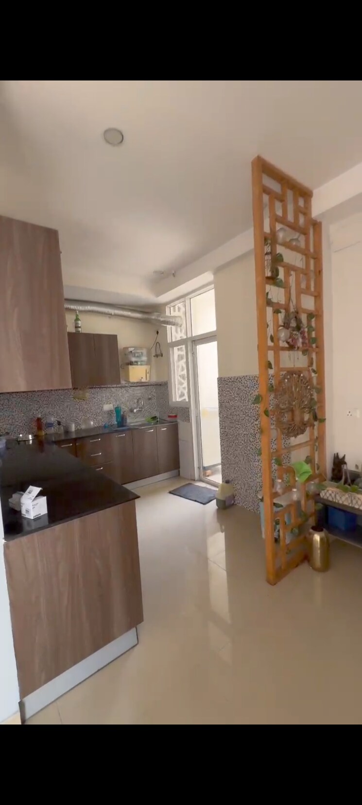 Kitchen, jm-aroma 3 Bedroom 1550 Sq.Ft. Apartment In Sector 75 Noida 8973372