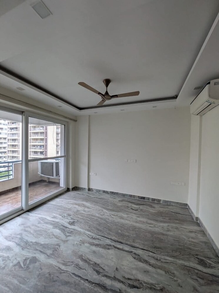 Room, sushant-lok-3 3 Bedroom 1710 Sq.Ft. Builder Floor In Sector 57 Gurgaon 8973421