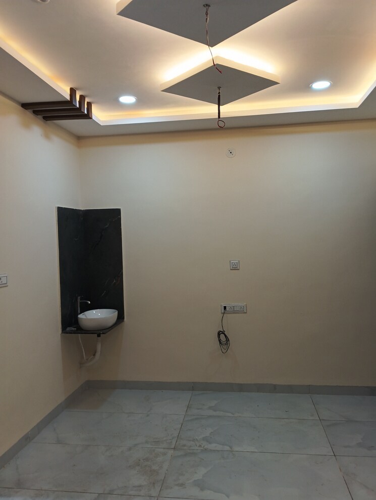 Room, niranjanpur 4 Bedroom 800 Sq.Ft. Independent House In Niranjanpur Indore 8973480