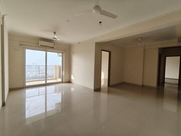 Room in 4 BHK Apartment at Shapoorji Pallonji Joyville Phase 2, Sector 102 – for Rent