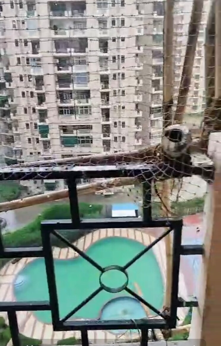 Garden, srs-residency 3 Bedroom 1557 Sq.Ft. Apartment In Sector 88 Faridabad 8973513