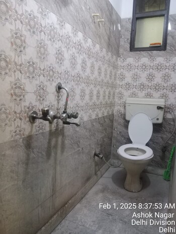 5 BHK House for Sale in New Ashok Nagar, Delhi