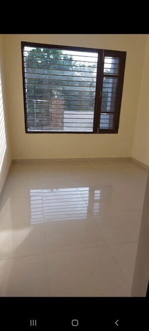 Room in 4 BHK Independent House at Dhakoli – for Sale