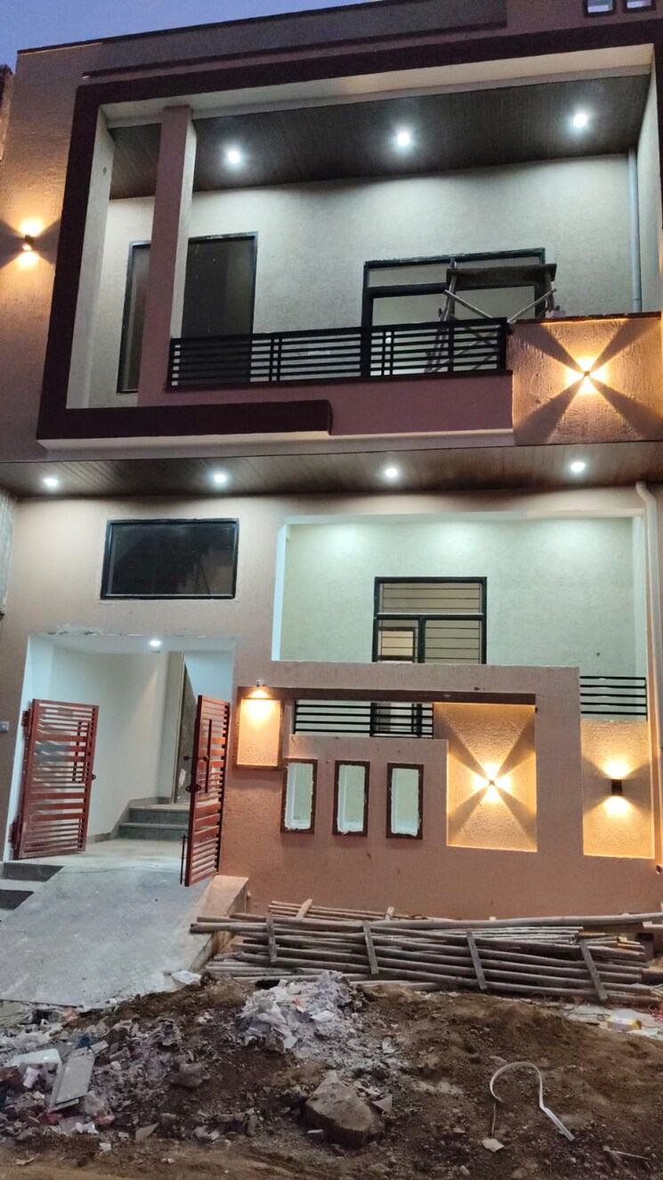 Nearby, kalwar road 3 Bedroom 1800 Sq.Ft. Independent House In Kalwar Road Jaipur 8973518