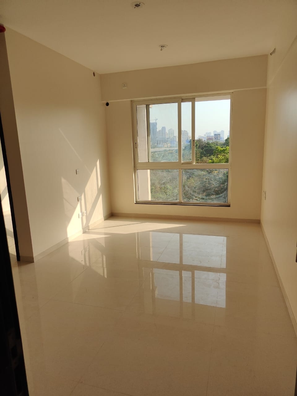 1.5 BHK Apartment For Rent in Sheth Zuri