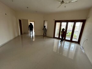 Room in 3 BHK Apartment at Pataskar Eclat, Ghodbunder Road – for Sale