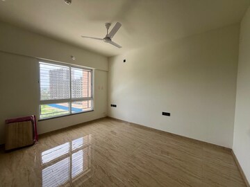 Room in 2 BHK Apartment at VTP Beaumonde, Kharadi – for Rent