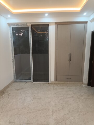Building Lobby in 3 BHK Apartment at Vaish CHS, Sector 45 – for Sale