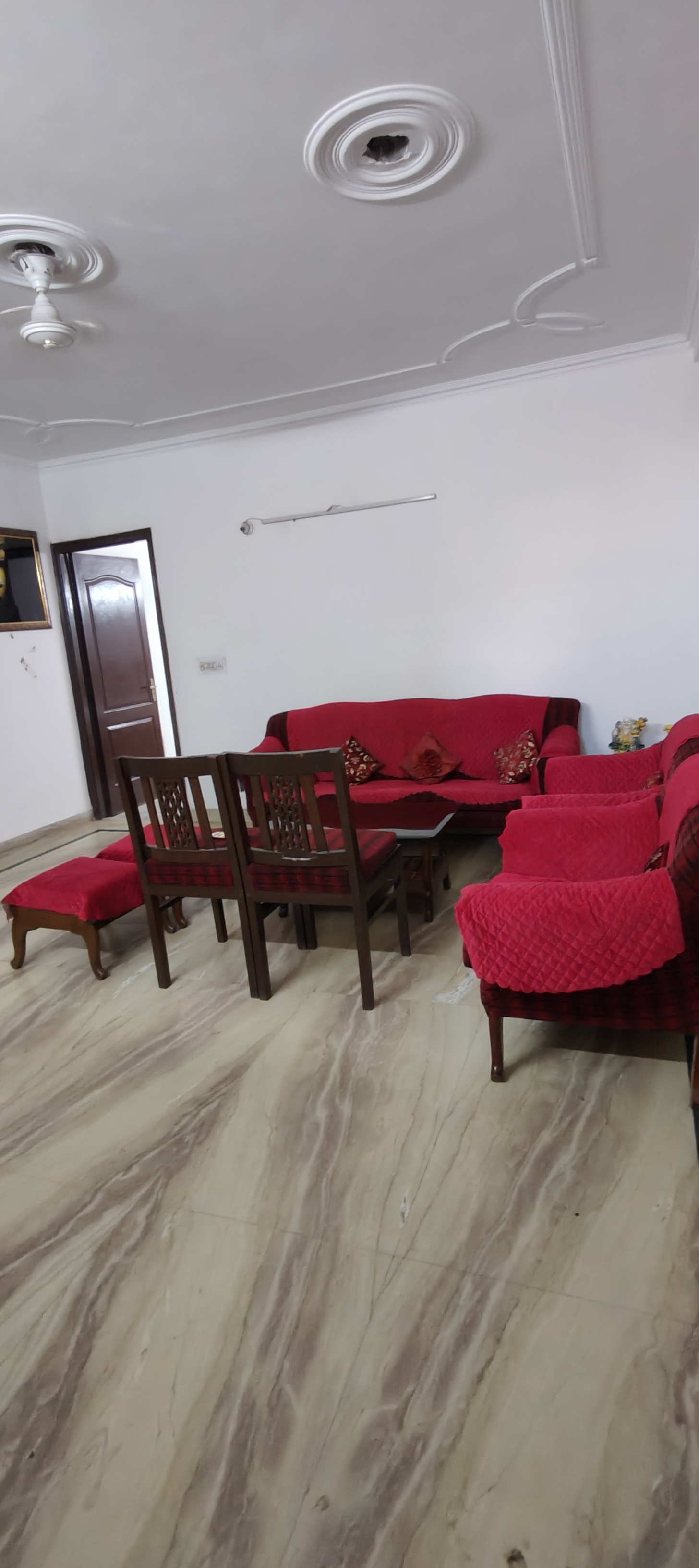 3 BHK Builder Floor For Rent in Chattarpur