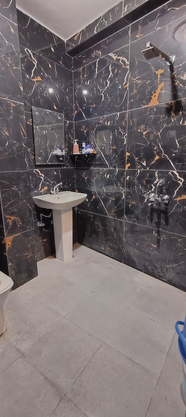 Attached Bathroom, chattarpur 3 Bedroom 1500 Sq.Ft. Builder Floor In Chattarpur Delhi 8973588