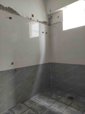 Room in 2 BHK Apartment at RR Sumit Arcade, Erragadda – for Sale