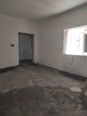 Room in 2 BHK Apartment at RR Sumit Arcade, Erragadda – for Sale
