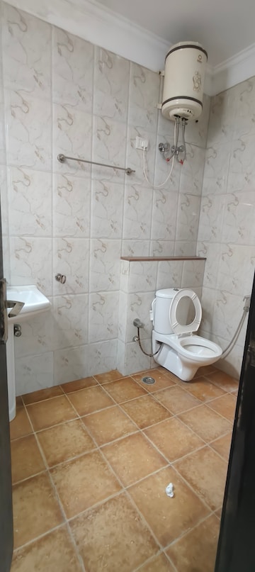 Attached Bathroom in 3 BHK Builder Floor at Chattarpur – for Rent