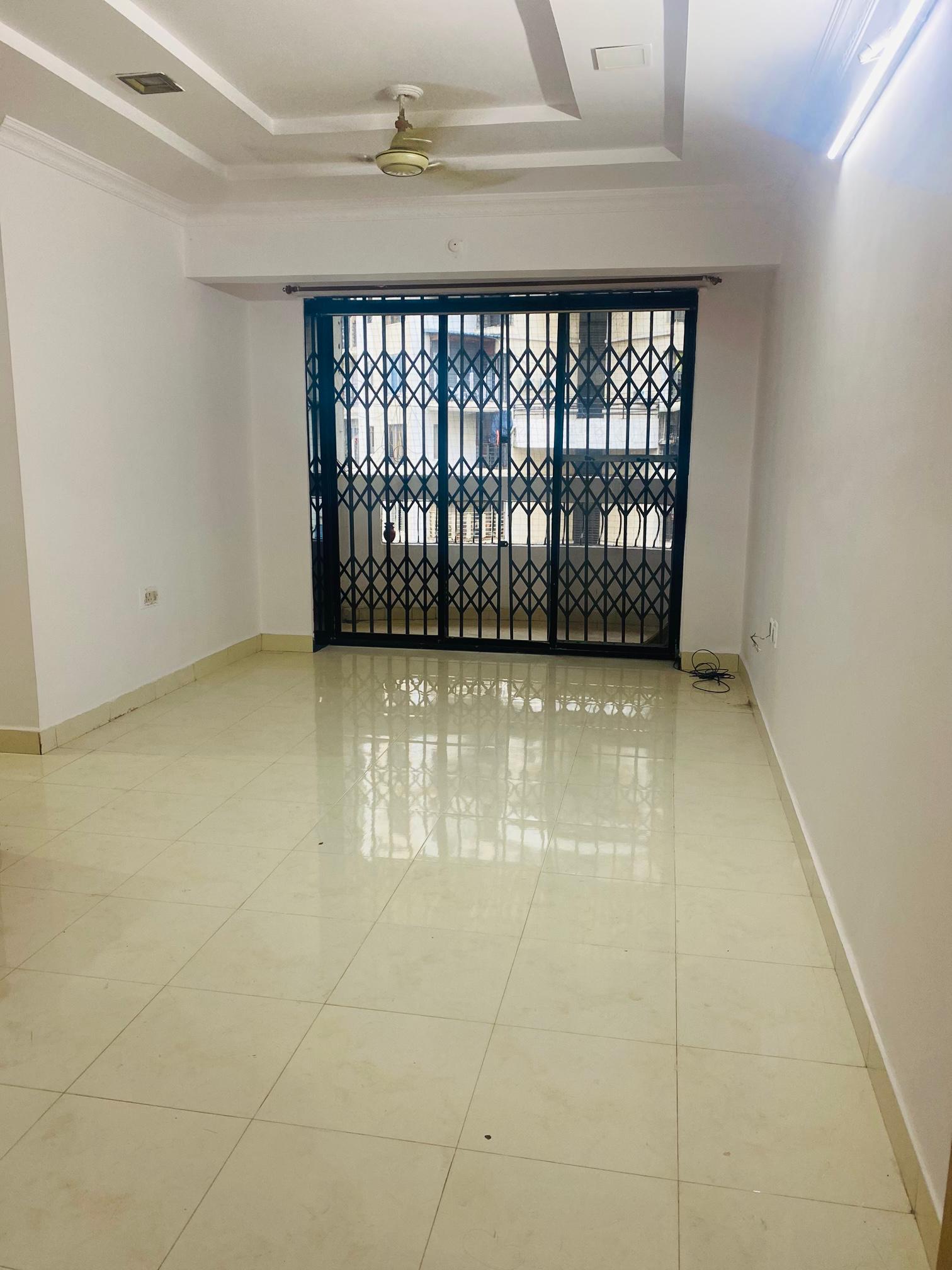 2 BHK + Extra Room 1050 Sq.Ft. Apartment in Neel Lake View