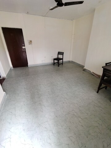 Room in 2 BHK Apartment at Mantri Aangan, Koregaon Park – for Rent