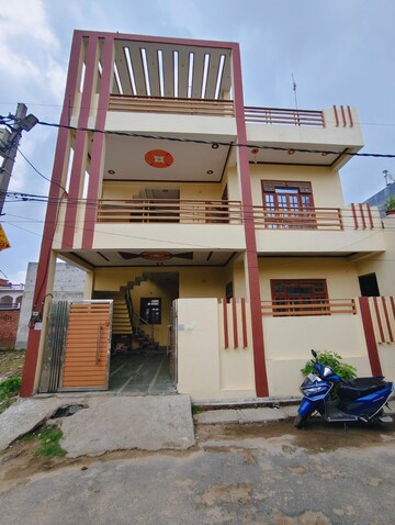 4 BHK Independent House – Exterior View View at Kursi Road - for Sale