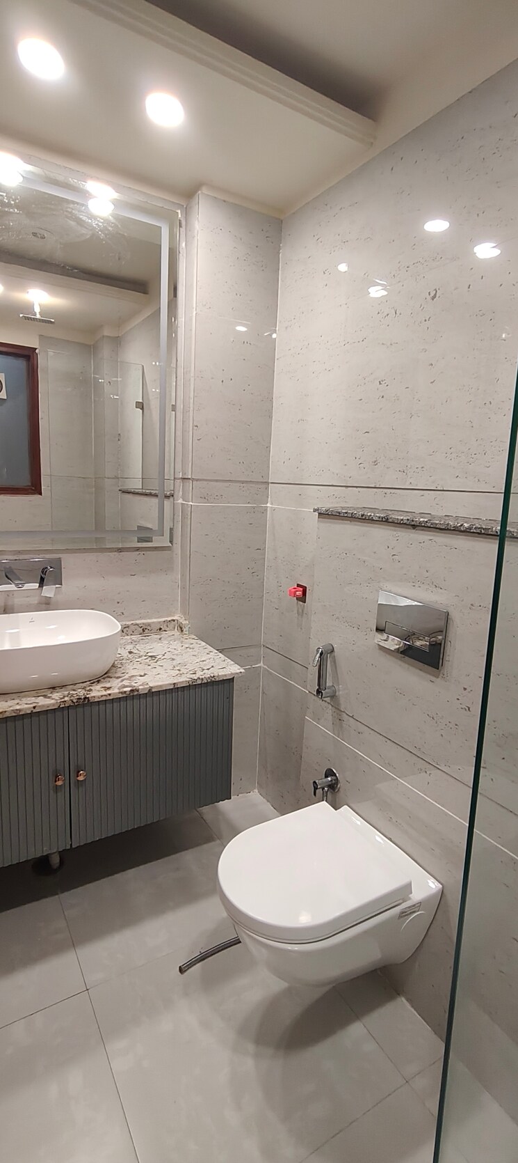 Bathroom, chattarpur 3 Bedroom 1400 Sq.Ft. Builder Floor In Chattarpur Delhi 8973637