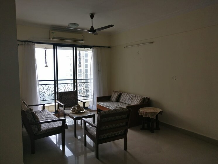 Gym, lake-home 3 Bedroom 1200 Sq.Ft. Apartment In Powai Mumbai 8973669