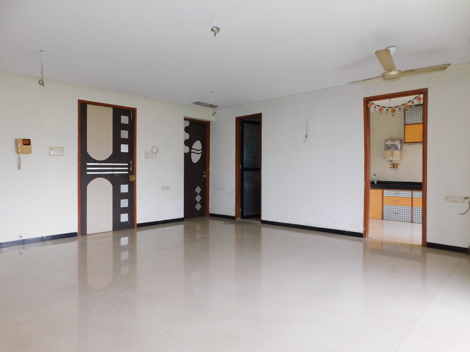 3 BHK Apartment For Rent in Lris Cooperative Housing 