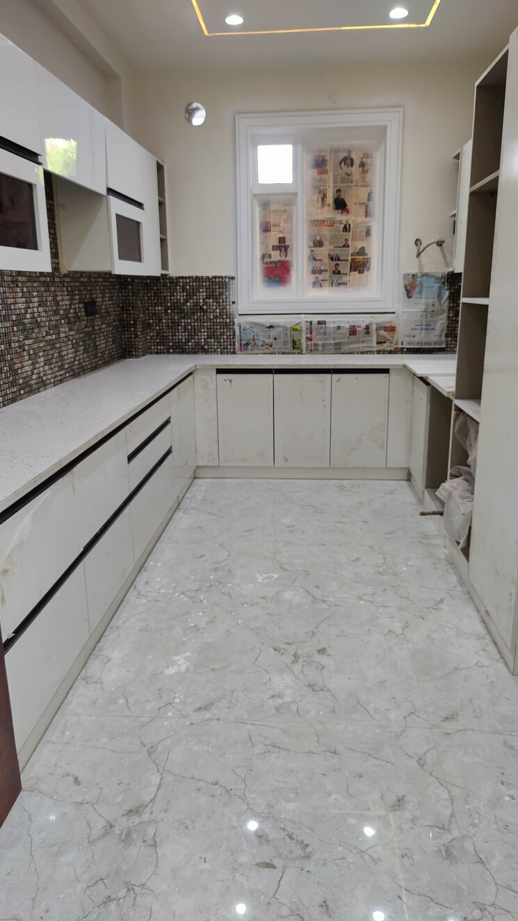 Balcony, green fields colony 4 Bedroom 4500 Sq.Ft. Builder Floor In Green Fields Colony Faridabad 8973691