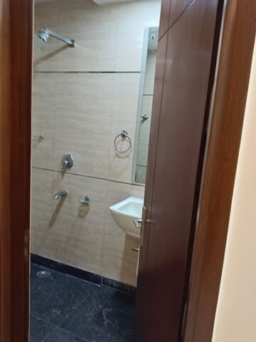 Bathroom in 2 BHK Builder Floor at Lajpat Nagar 4 – for Rent