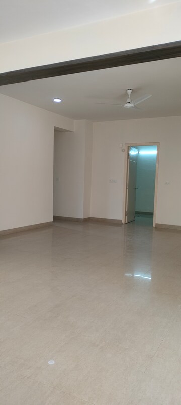 4 BHK Apartment For Rent in Emaar Emerald Floors Premier, Sector 65