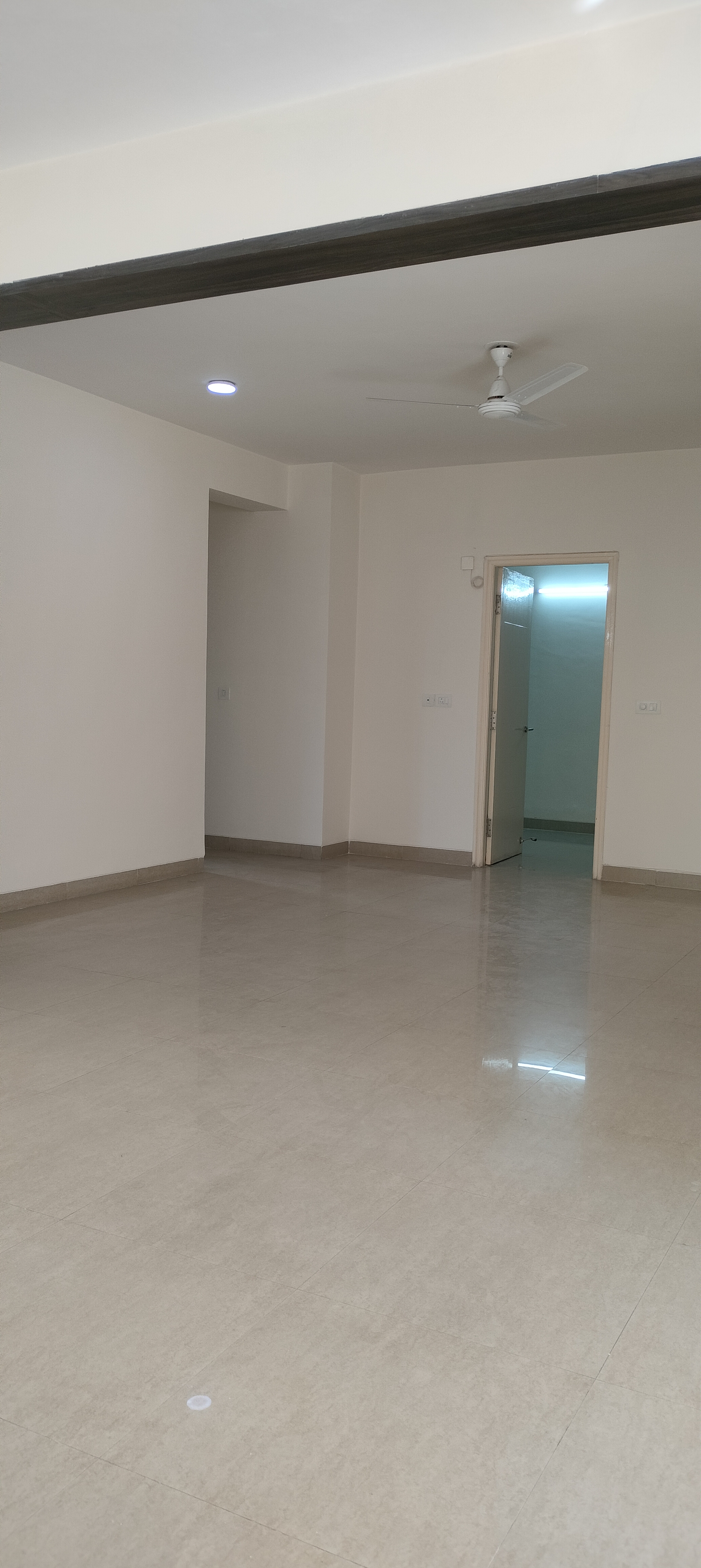 4 BHK + Servant Room,Study Room Apartment For Rent in Emaar Emerald Floors Premier
