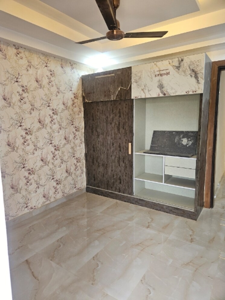 Room, ecotech 1 greater noida 4 Bedroom 2200 Sq.Ft. Builder Floor In Ecotech 1 Greater Noida Greater Noida 8973788