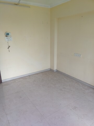 Room in 1 BHK Apartment at Raunak City Phase 2, Kalyan West – for Rent