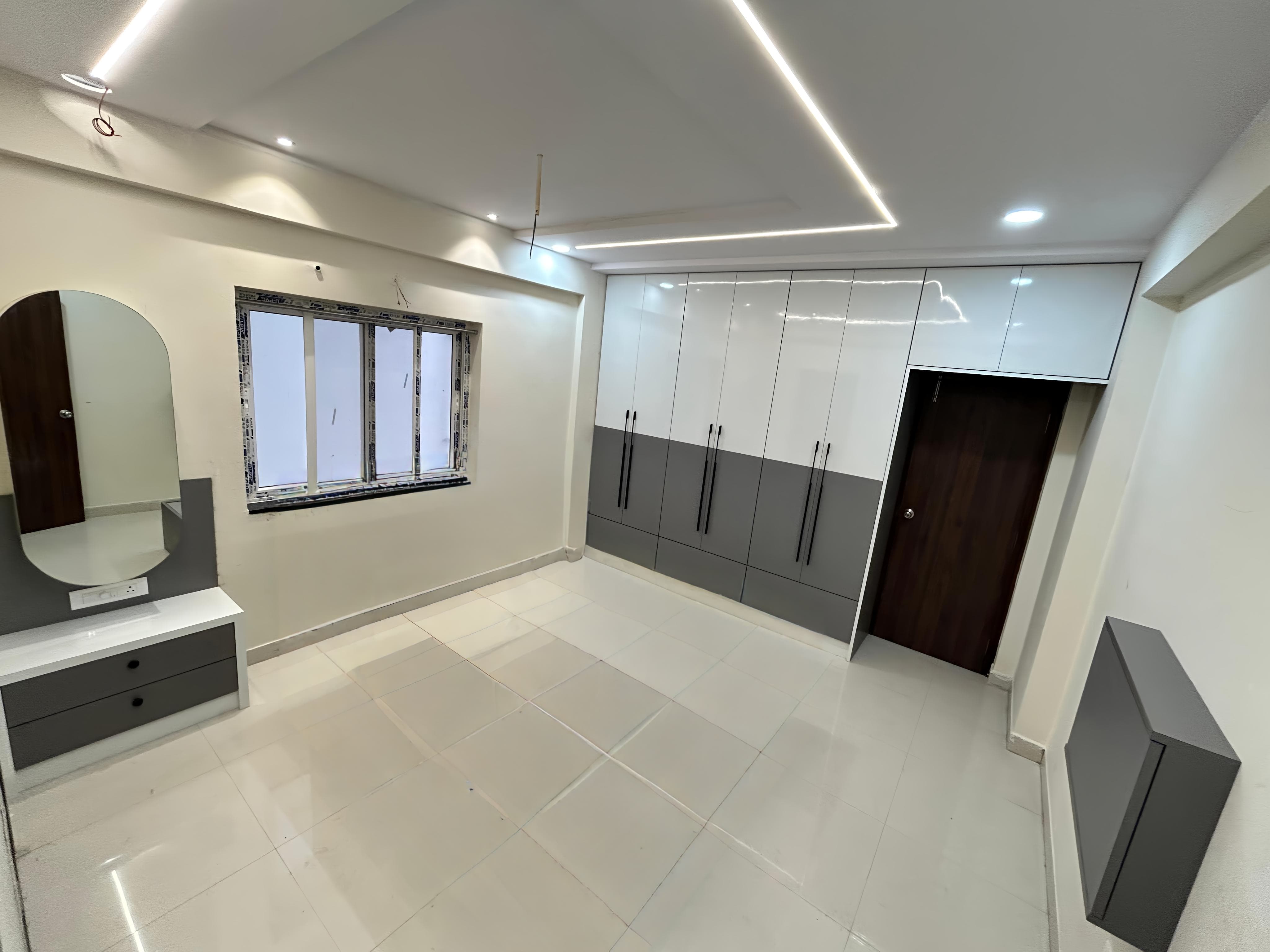 2 BHK Apartment For Rent in HPR Lakefront