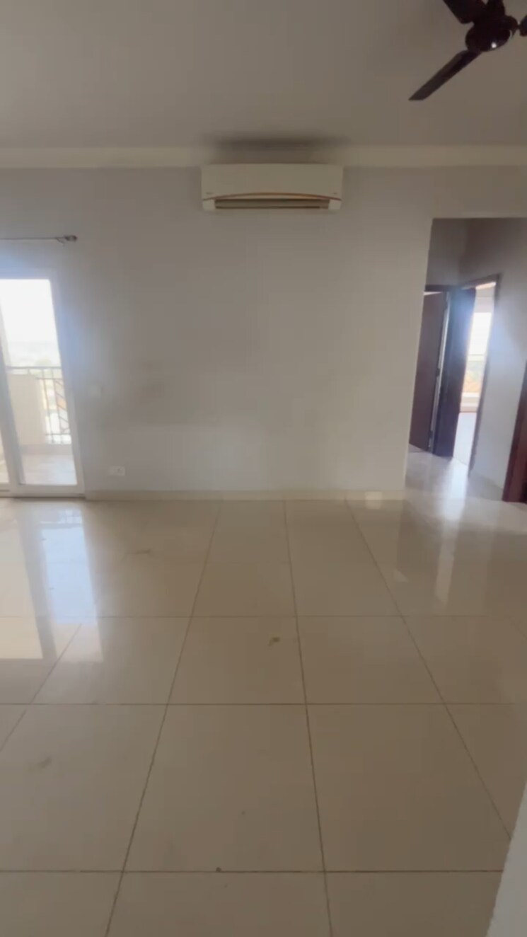 Room, central-park-flower-valley-aqua-front-towers 3 Bedroom 2134 Sq.Ft. Apartment In Sohna Sector 33 Gurgaon 8973816