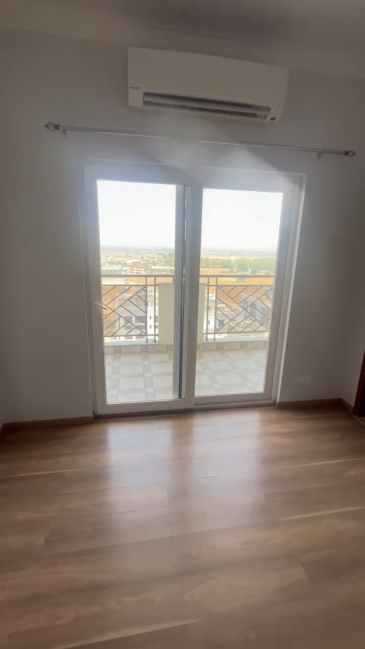 Room, central-park-flower-valley-aqua-front-towers 3 Bedroom 2134 Sq.Ft. Apartment In Sohna Sector 33 Gurgaon 8973816