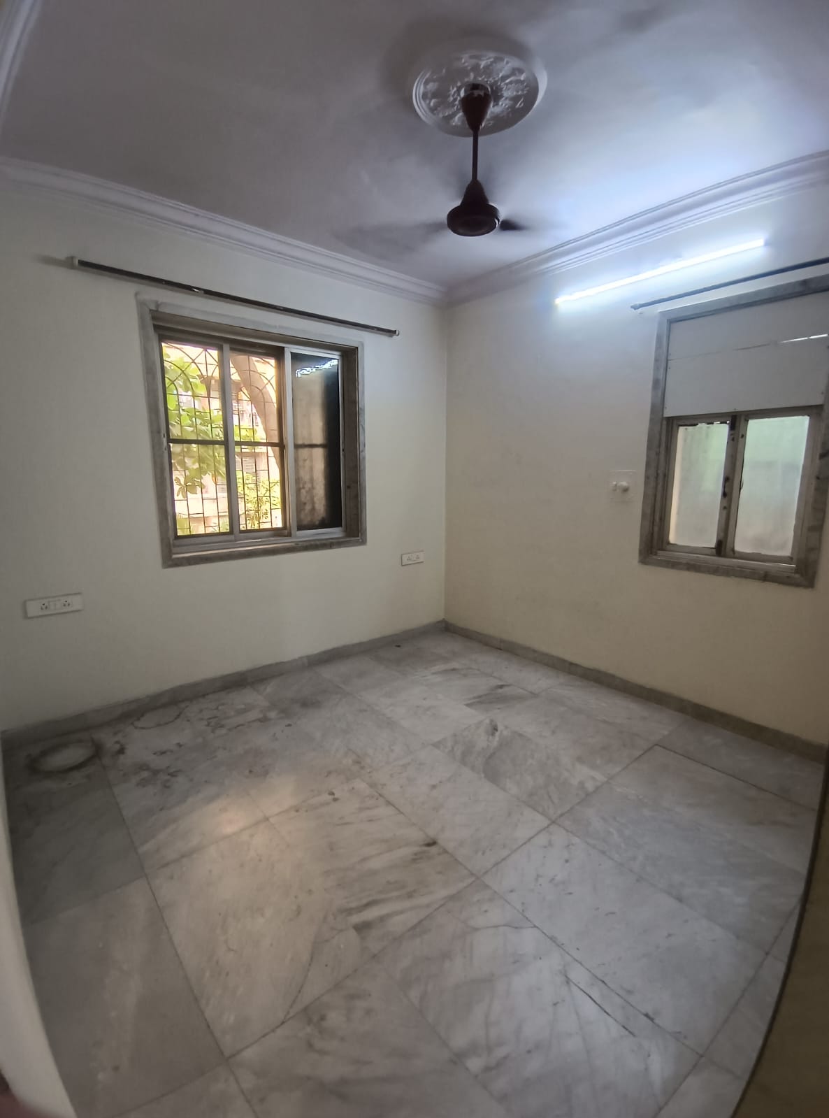 1 BHK + Extra Room 500 Sq.Ft. Apartment in Kalash Udyan