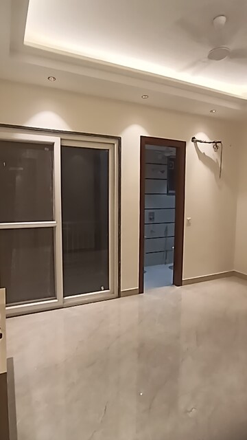 Room in 2.5 BHK Builder Floor at Ashok Nagar – for Sale