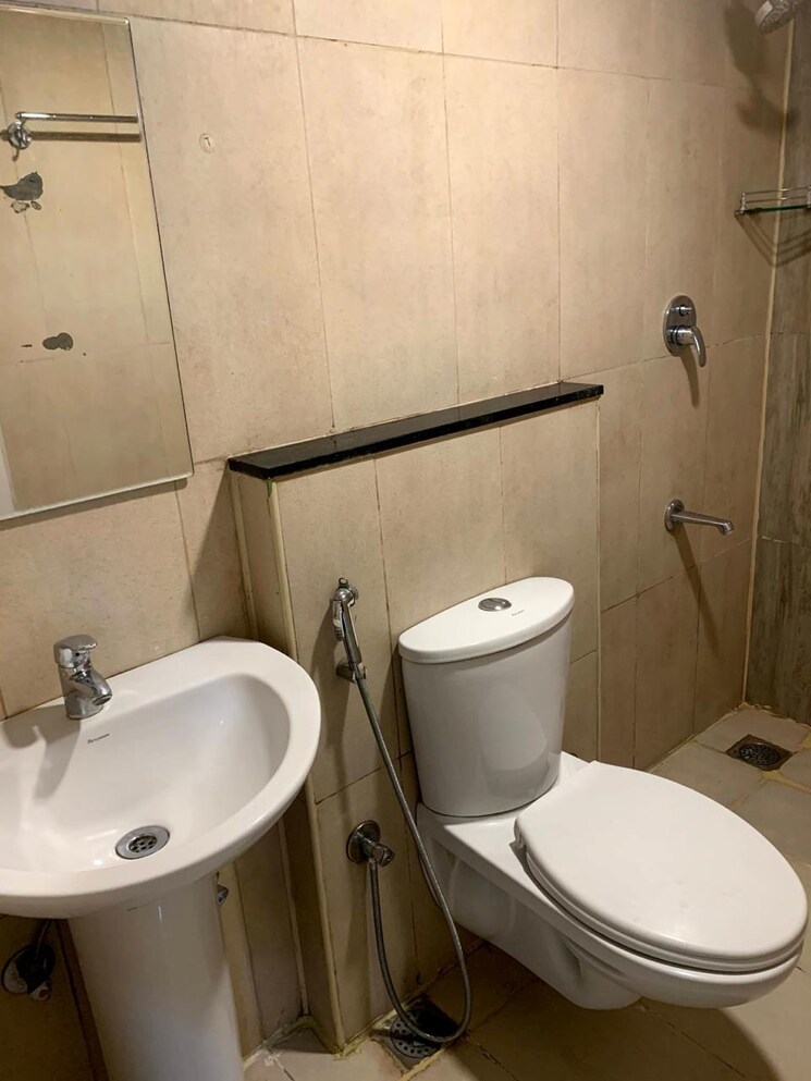 Bathroom, prestige-sunrise-park 3 Bedroom 1571 Sq.Ft. Apartment In Electronic City Phase I Bangalore 8973939