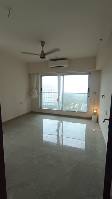 Room in 1 BHK Apartment at Sethia Green View, Goregaon West – for Rent