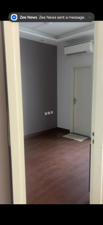 Room in 3 BHK Apartment at Mapsko Mount Ville, Sector 79 – for Rent