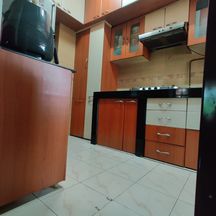 Kitchen, highland-tower 3 Bedroom 950 Sq.Ft. Apartment In Guatam Nagar Mumbai 8974019