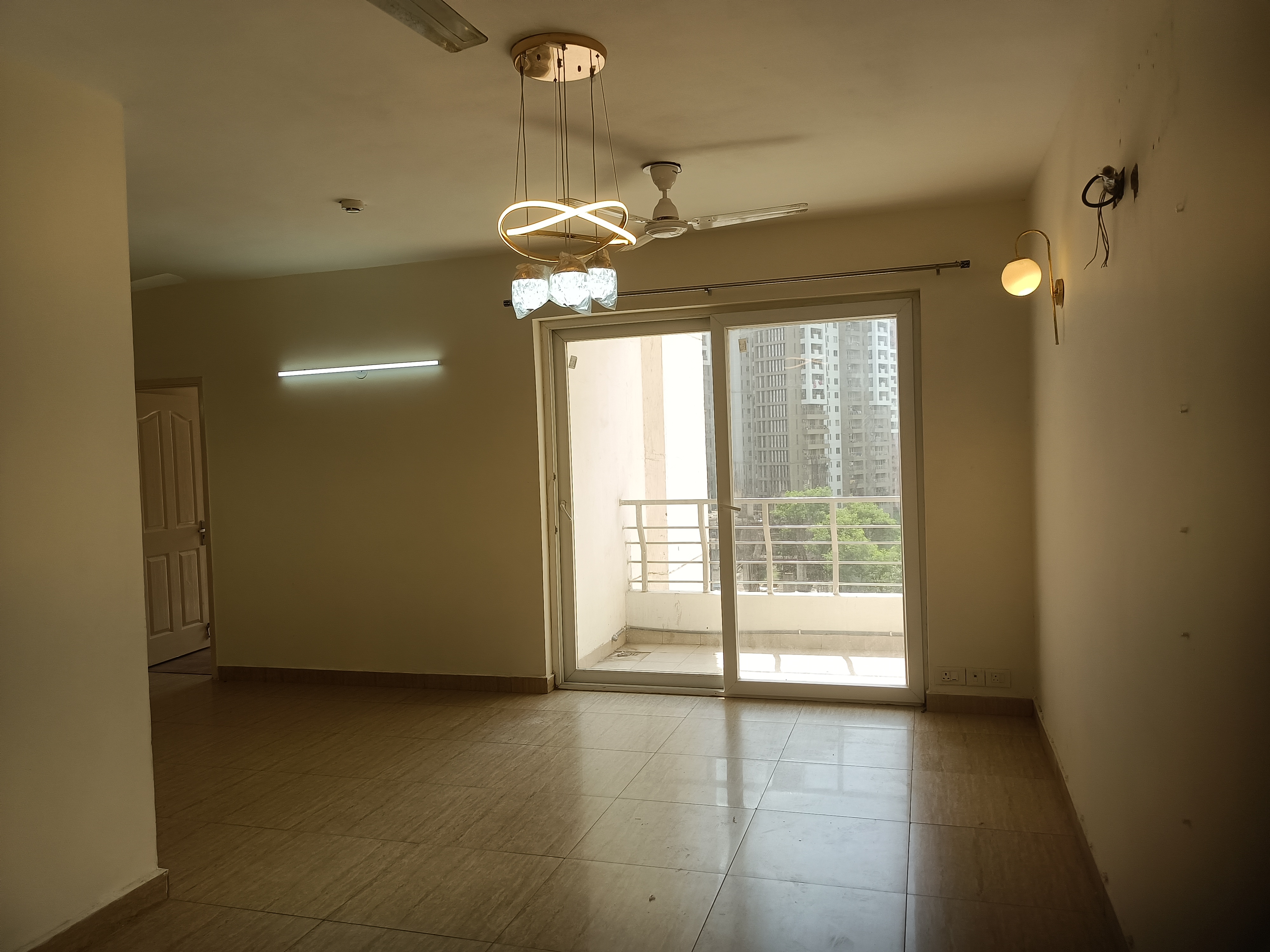 3 BHK + Servant Room 1721 Sq.Ft. Apartment in Lotus Panache