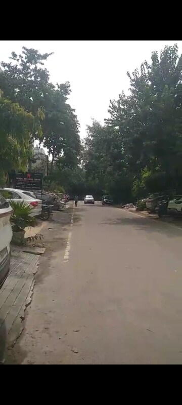 Parking in 6+ BHK Independent House at Sector 47 – for Sale