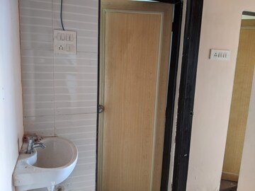 2 BHK Apartment For Rent in Suyog CHS Tilak Nagar, Tilak Nagar
