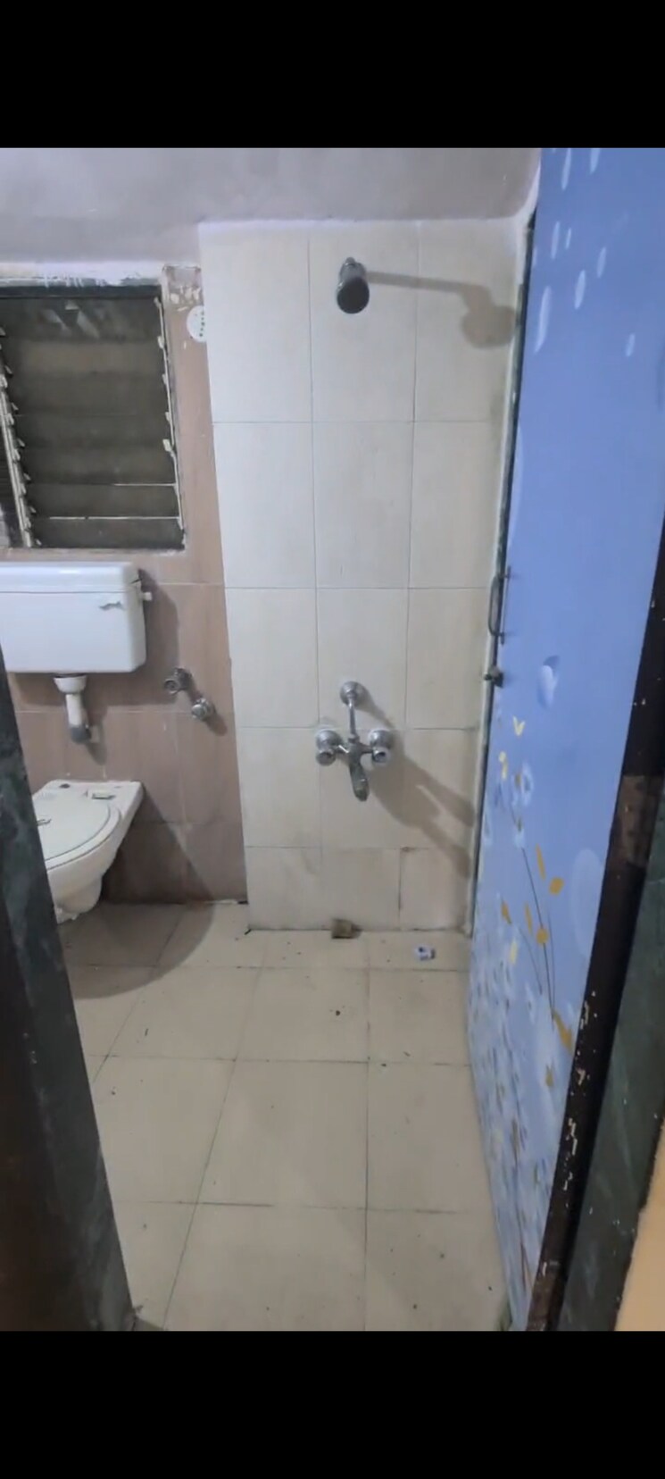 Bathroom, gaurav-valley 1 Bedroom 650 Sq.Ft. Apartment In Mira Road Thane 8974055